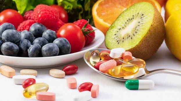 Продукты и витамины, помогающие восполнить дефициты и улучшить состояние волос